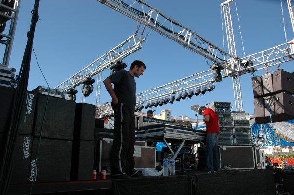 Montaje de sonido e iluminación de Radio Curbelo