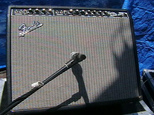 Montaje de sonido e iluminación de Radio Curbelo