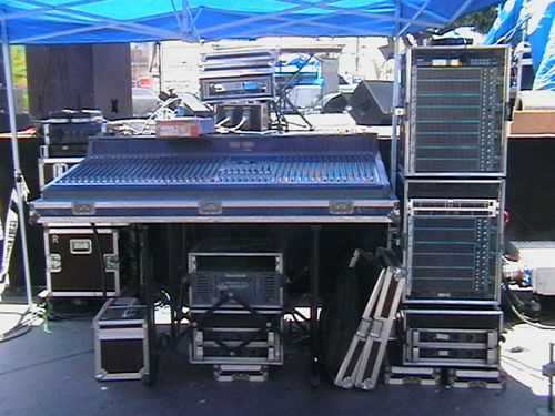 Montaje de sonido e iluminación de Radio Curbelo