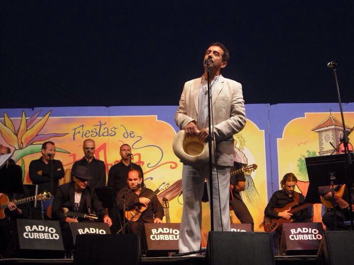 Montaje de sonido e iluminación de Radio Curbelo
