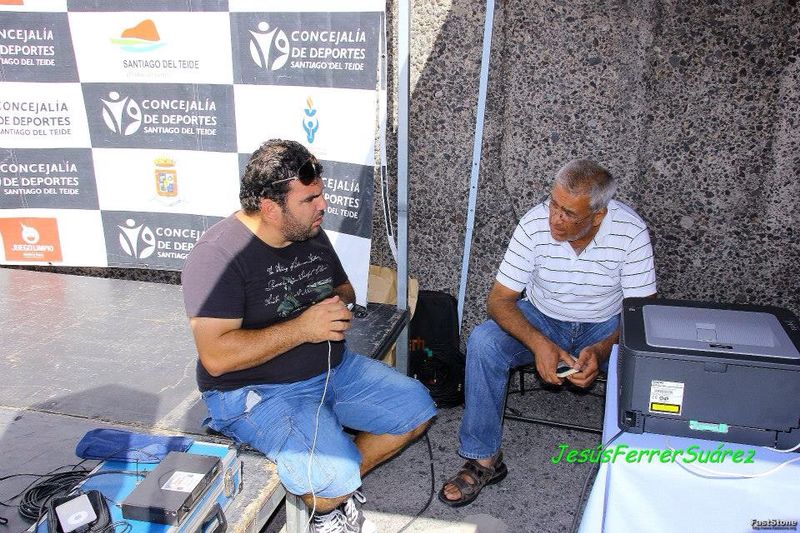 Montaje de sonido e iluminación de Radio Curbelo