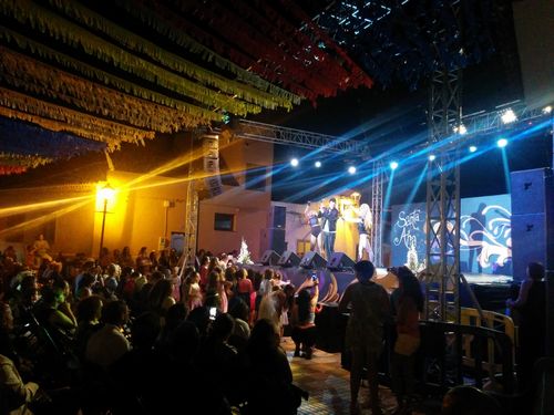 Montaje de sonido e iluminación de Radio Curbelo